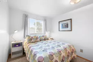 337 16th Ave, Seaside, OR 97138 - Photo 12