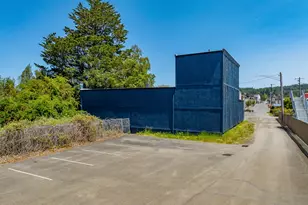 203 N Birch St, Coquille, OR 97423 - Photo 26