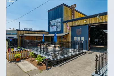 203 N Birch St, Coquille, OR 97423 - Photo 2