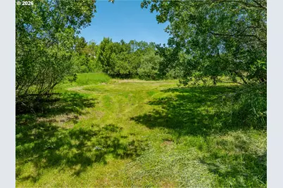 203 N Birch St, Coquille, OR 97423 - Photo 36