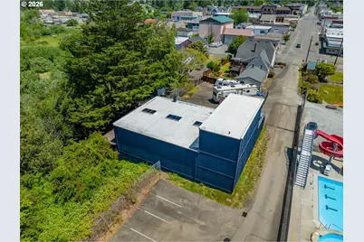203 N Birch St, Coquille, OR 97423 - Photo 30
