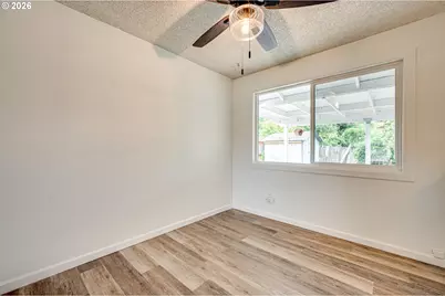 2021 35th Ave, Longview, WA 98632 - Photo 10