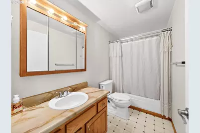 389 SE Palmblad Dr, Gresham, OR 97080 - Photo 18