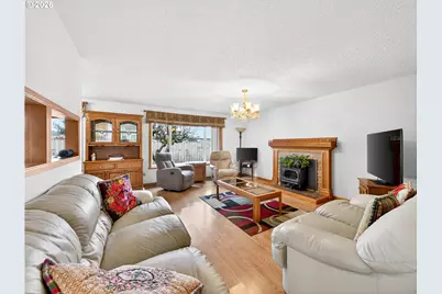 389 SE Palmblad Dr, Gresham, OR 97080 - Photo 4