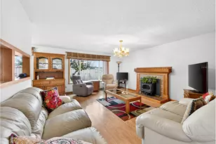 389 SE Palmblad Dr, Gresham, OR 97080 - Photo 4