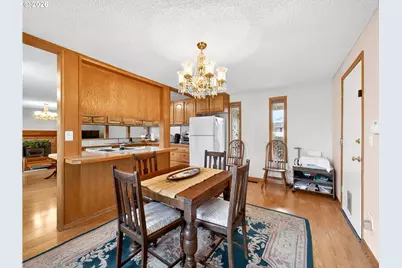 389 SE Palmblad Dr, Gresham, OR 97080 - Photo 10