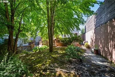 6920 N Charleston Ave, Portland, OR 97203 - Photo 34