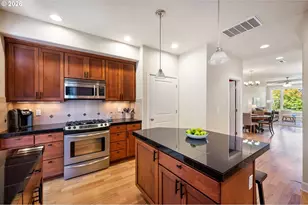 6920 N Charleston Ave, Portland, OR 97203 - Photo 12
