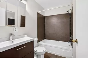 3929 SE 70th Ave, Portland, OR 97206 - Photo 20