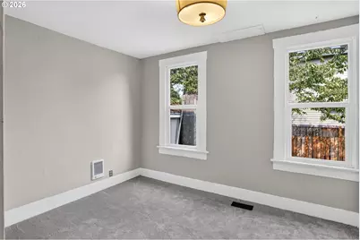 3929 SE 70th Ave, Portland, OR 97206 - Photo 12