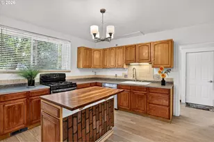 3929 SE 70th Ave, Portland, OR 97206 - Photo 16