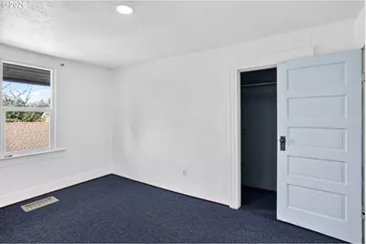 3929 SE 70th Ave, Portland, OR 97206 - Photo 26