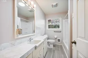 933 S Nevada Dr, Longview, WA 98632 - Photo 16