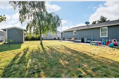 535 Diane St, Castle Rock, WA 98611 - Photo 26