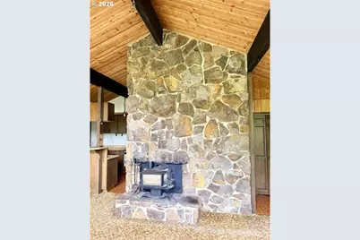32424 Camas Swale Rd, Creswell, OR 97426 - Photo 12