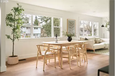 11731 Longstanding Ct, Oregon City, OR 97045 - Photo 2