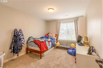 306 E 16th Pl, La Center, WA 98629 - Photo 16