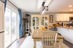 306 E 16th Pl, La Center, WA 98629 - Photo 16