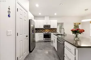16210 SW Bray Ln, Tigard, OR 97224 - Photo 14