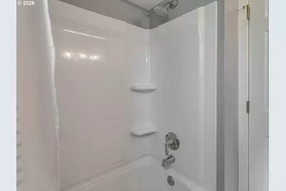 8313 SE Jennings Ave, Milwaukie, OR 97267 - Photo 32