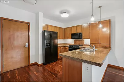 2335 NW Raleigh St #123, Portland, OR 97210 - Photo 6