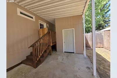 145 Owyhee Ln #58, Roseburg, OR 97471 - Photo 6