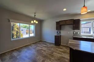 145 Owyhee Ln, Roseburg, OR 97471 - Photo 20