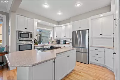 1741 SW 18th St, Pendleton, OR 97801 - Photo 8