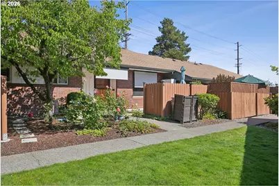 15100 SW Crown Dr #3, King City, OR 97224 - Photo 18