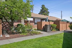 15100 SW Crown Dr, King City, OR 97224 - Photo 18