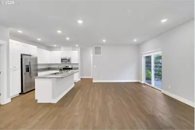 16646 SW Townsville St, Portland, OR 97224 - Photo 6