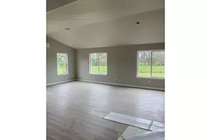 158 Collins Ct, Winston, OR 97496 - Photo 4