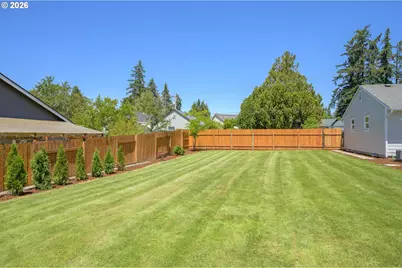 735 NW Wallace Rd, McMinnville, OR 97128 - Photo 34