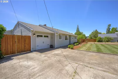 735 NW Wallace Rd, McMinnville, OR 97128 - Photo 6