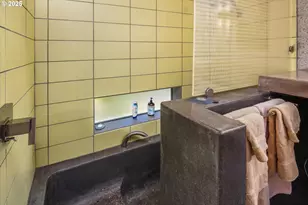 49348 McKenzie Hwy, Vida, OR 97488 - Photo 32