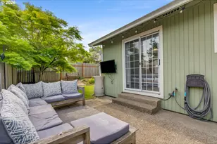 1634 SW Spring Garden St, Portland, OR 97219 - Photo 36