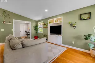 1634 SW Spring Garden St, Portland, OR 97219 - Photo 8