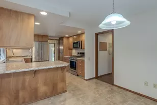 2328 NE 156th Pl, Portland, OR 97230 - Photo 22