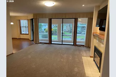 2328 NE 156th Pl, Portland, OR 97230 - Photo 10