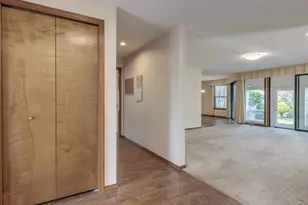 2328 NE 156th Pl, Portland, OR 97230 - Photo 6