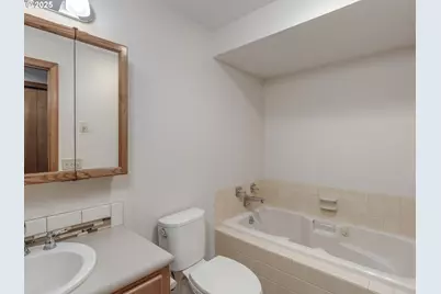 2328 NE 156th Pl, Portland, OR 97230 - Photo 28