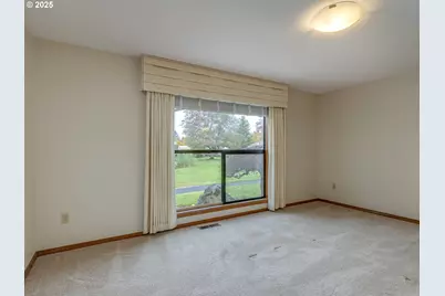 2328 NE 156th Pl, Portland, OR 97230 - Photo 22