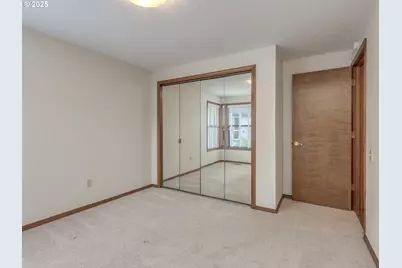 2328 NE 156th Pl, Portland, OR 97230 - Photo 30