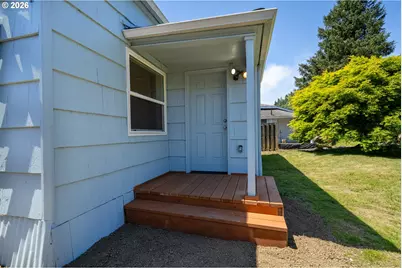 210 Acacia Ave, Garibaldi, OR 97118 - Photo 32