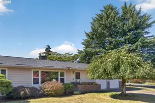 10690 SW Fairhaven St, Portland, OR 97223 - Photo 4