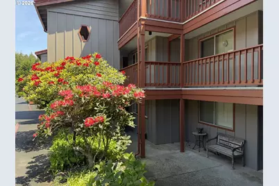 17744 N Highway 101 #B101, Brookings, OR 97415 - Photo 8