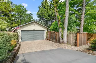 810 McVey Ave, Lake Oswego, OR 97034 - Photo 2