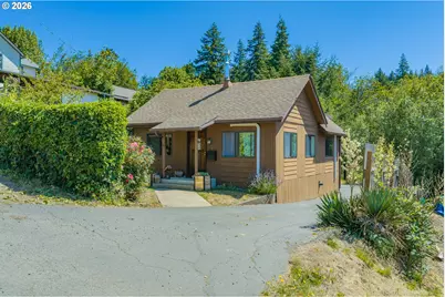 558 N Elliott St, Coquille, OR 97423 - Photo 2