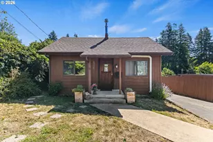 558 N Elliott St, Coquille, OR 97423 - Photo 1
