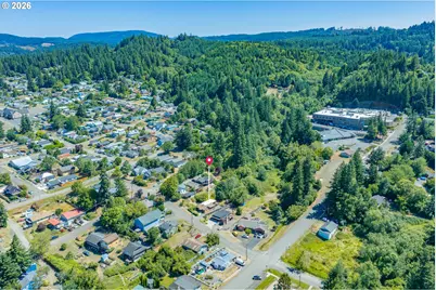 558 N Elliott St, Coquille, OR 97423 - Photo 36